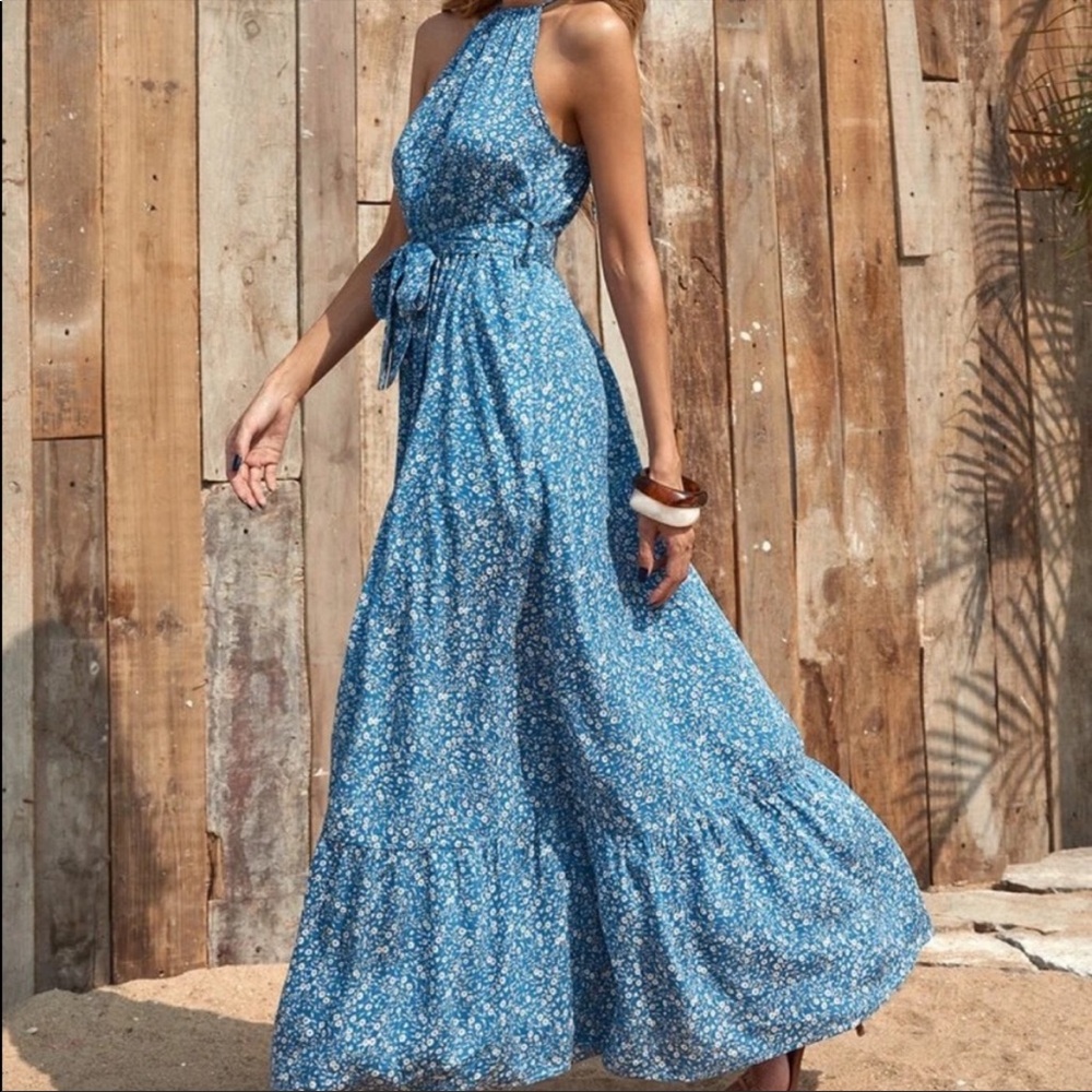 Boho floral print belted halter maxi dress - Picture 4 of 5